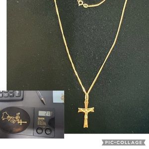 18k Saudi Gold Necklace, 18 inches length for sale